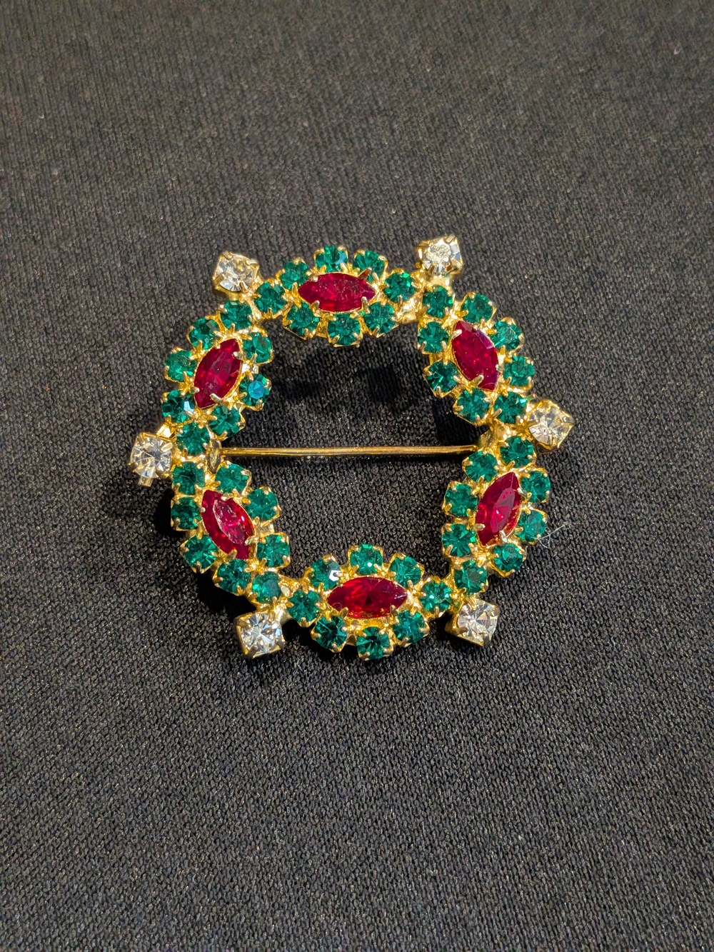 Vintage 1980s Austrian Crystal Wreath Brooch Emerald Green Ruby Reed Cry
